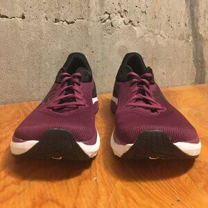 TOPO ATHLETIC ULTRAFLY 4 Womens Running Shoes Size 9 WINE/BLACK NO BOX EUC
